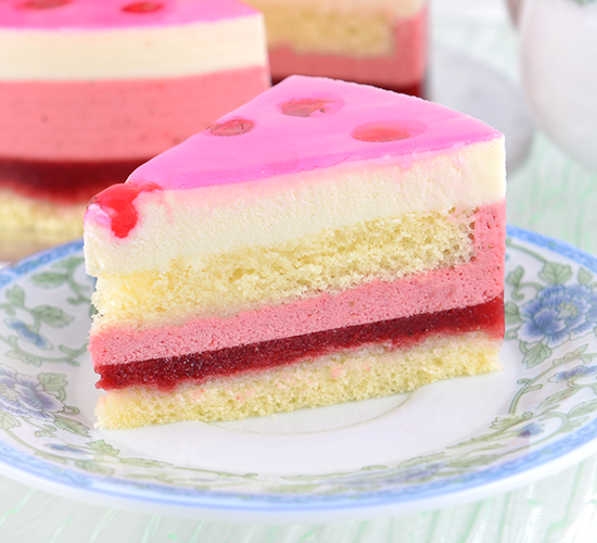 Strawberry Cake in Singapore