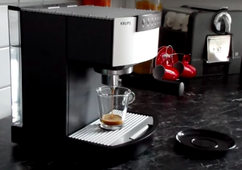 Krups nespresso coffee maker 897