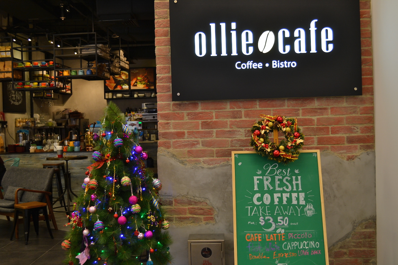 Ollie Cafe in Orchard Gateway